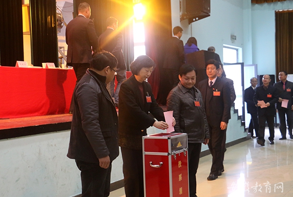 IMG_3561 江舒院长投票1.jpg